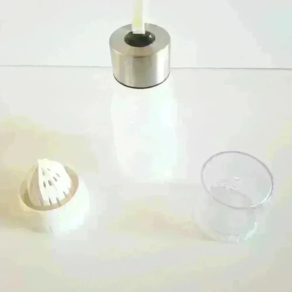 Transhome Creative Fruit Infuser Water Bottle - Picture 3 of 5